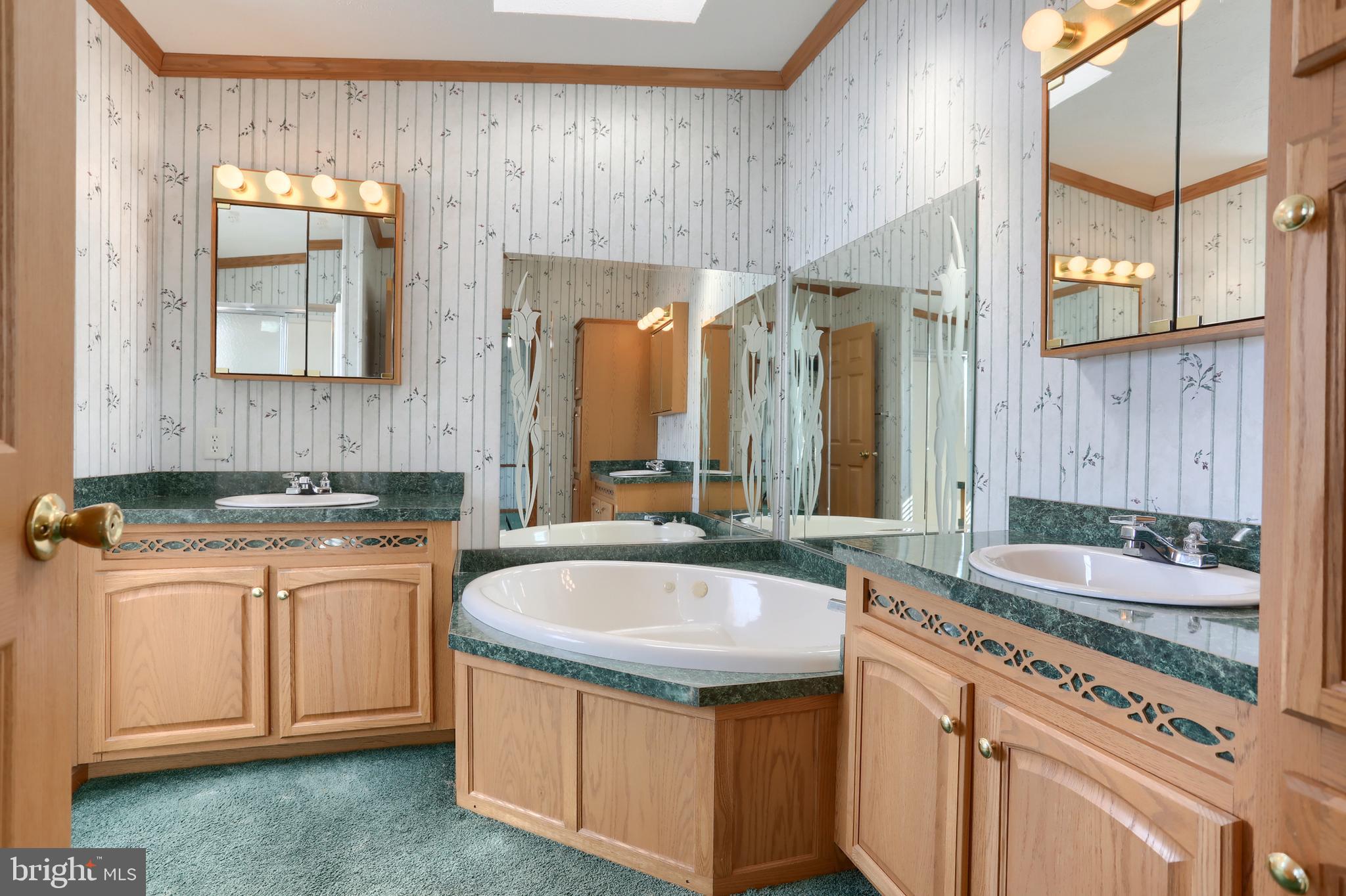 7119 SCHOOLHOUSE ROAD