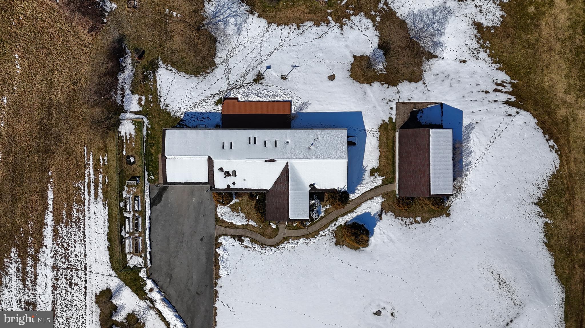 7119 SCHOOLHOUSE ROAD