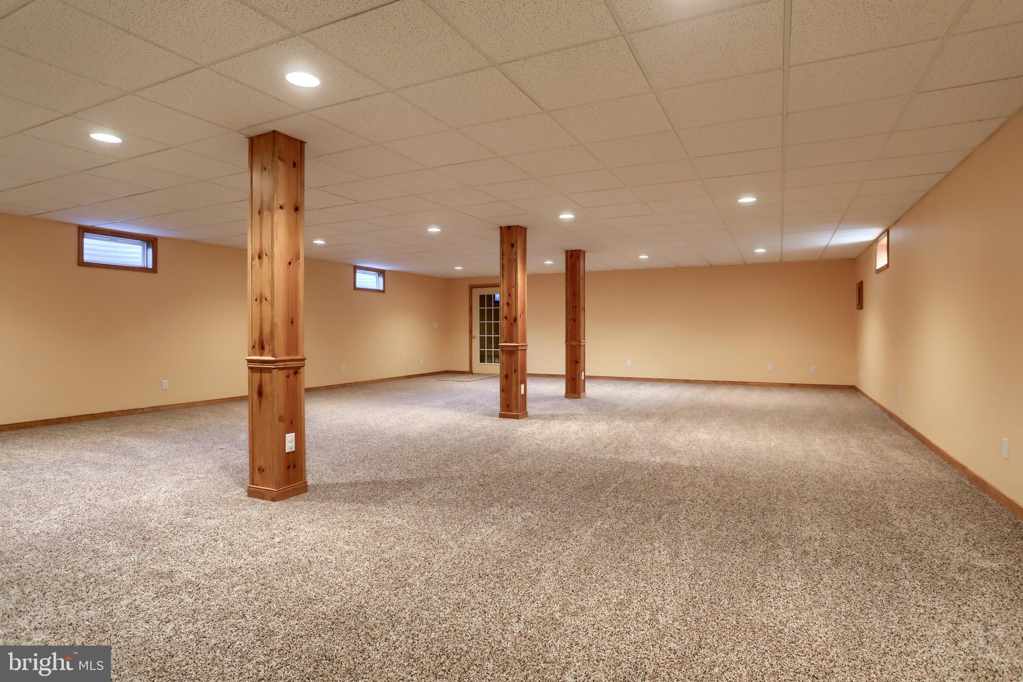 7119 SCHOOLHOUSE ROAD