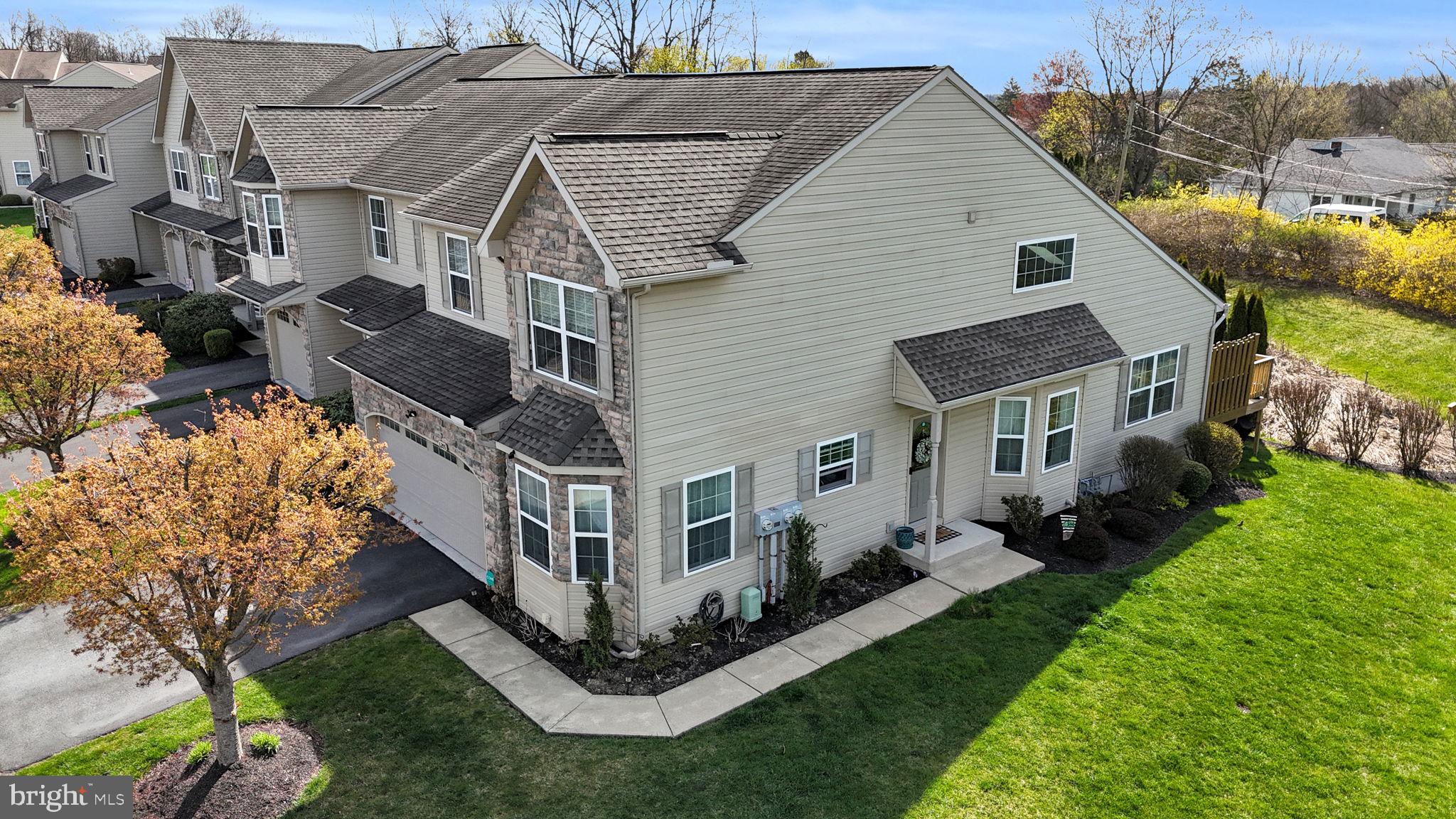 6209 AUTUMN VIEW DRIVE