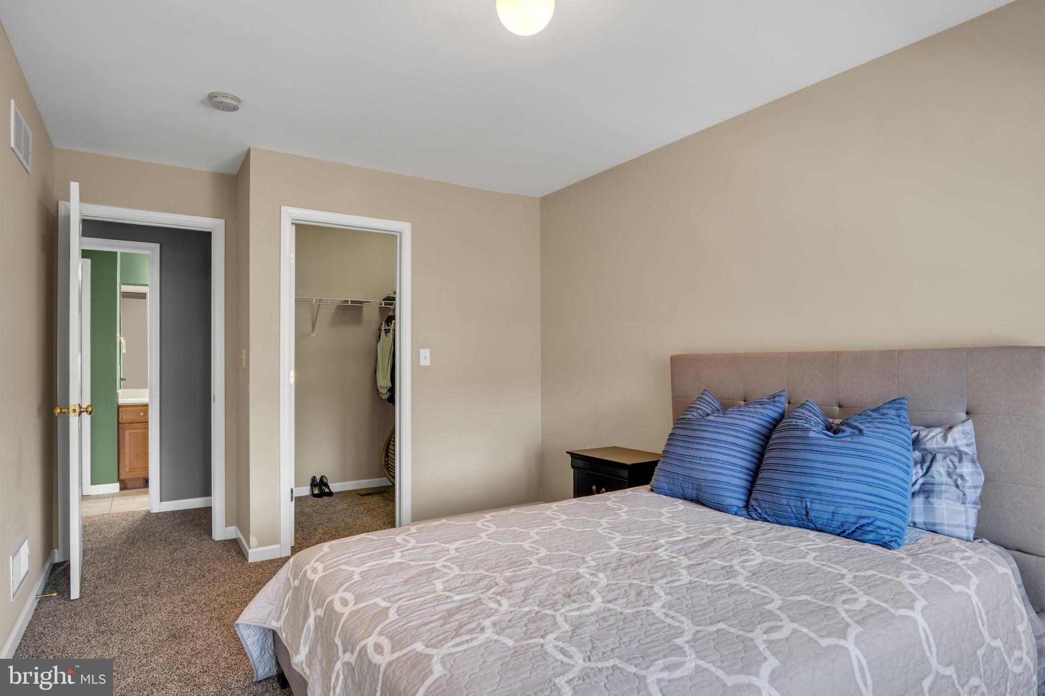 6209 AUTUMN VIEW DRIVE