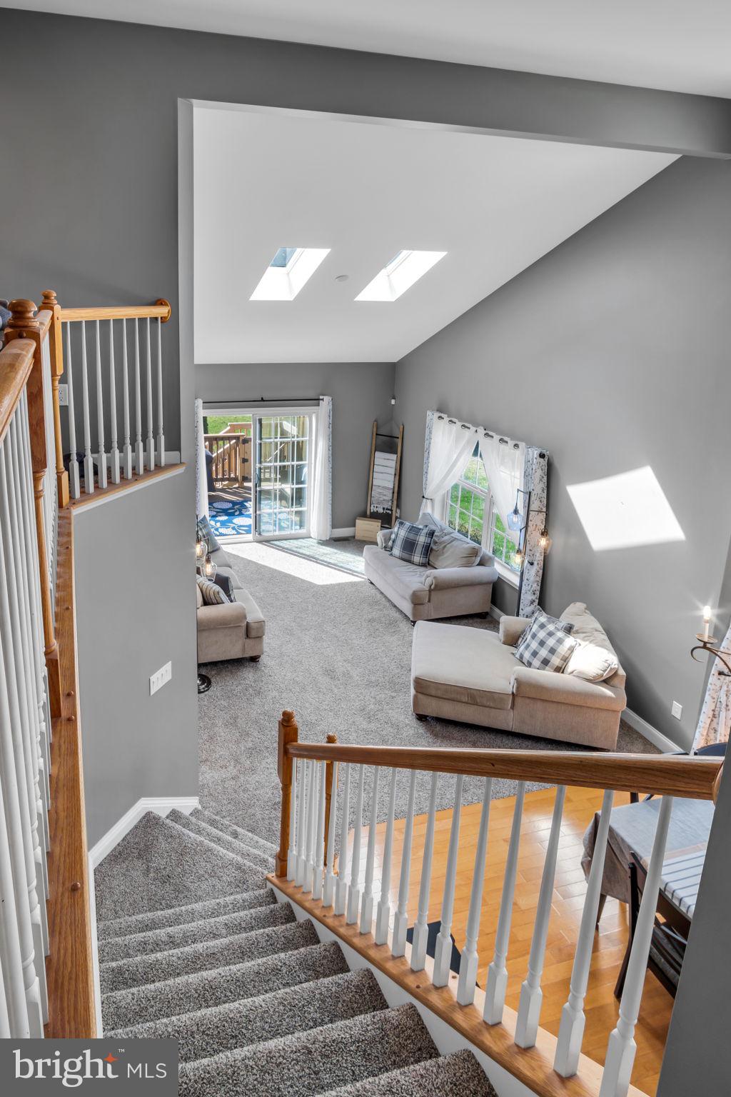 6209 AUTUMN VIEW DRIVE