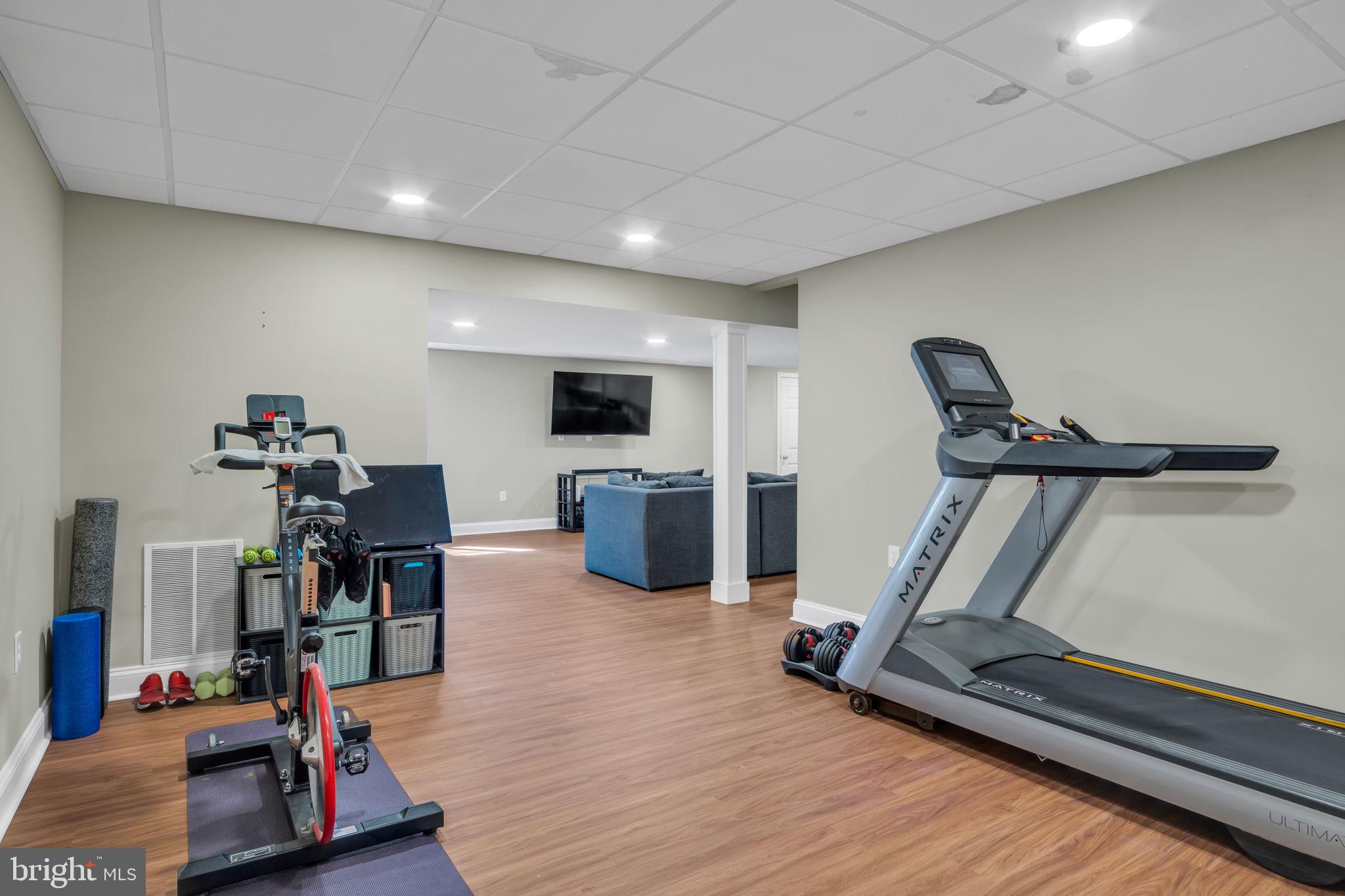 6209 AUTUMN VIEW DRIVE