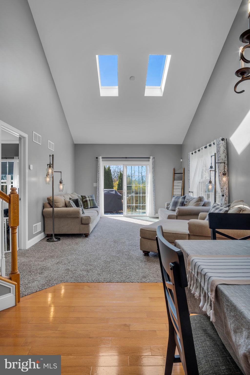 6209 AUTUMN VIEW DRIVE