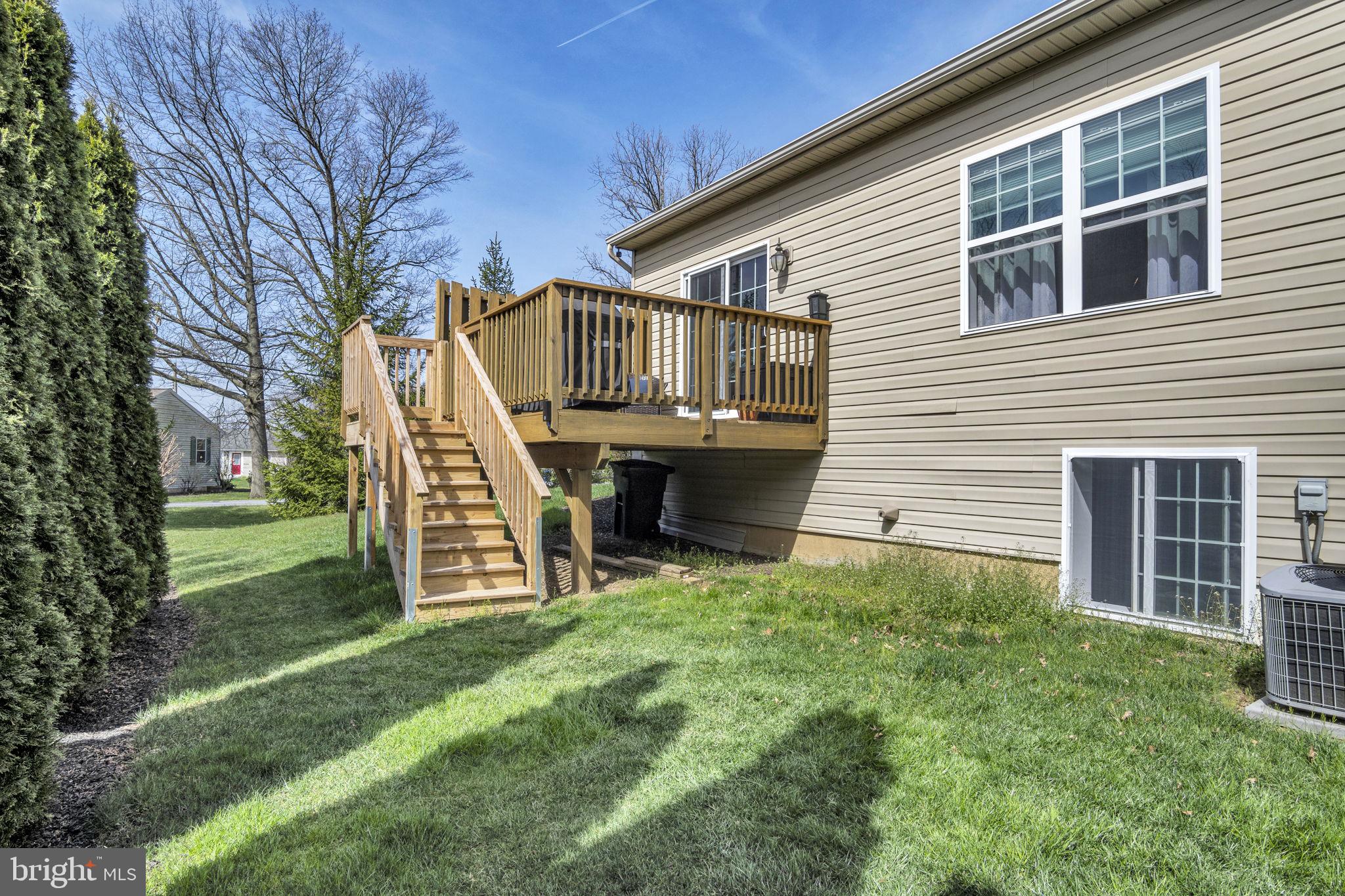 6209 AUTUMN VIEW DRIVE