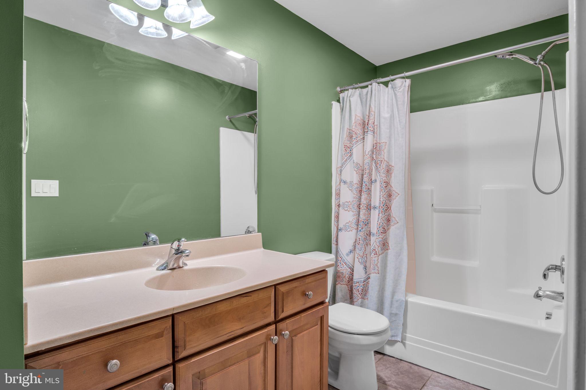 6209 AUTUMN VIEW DRIVE