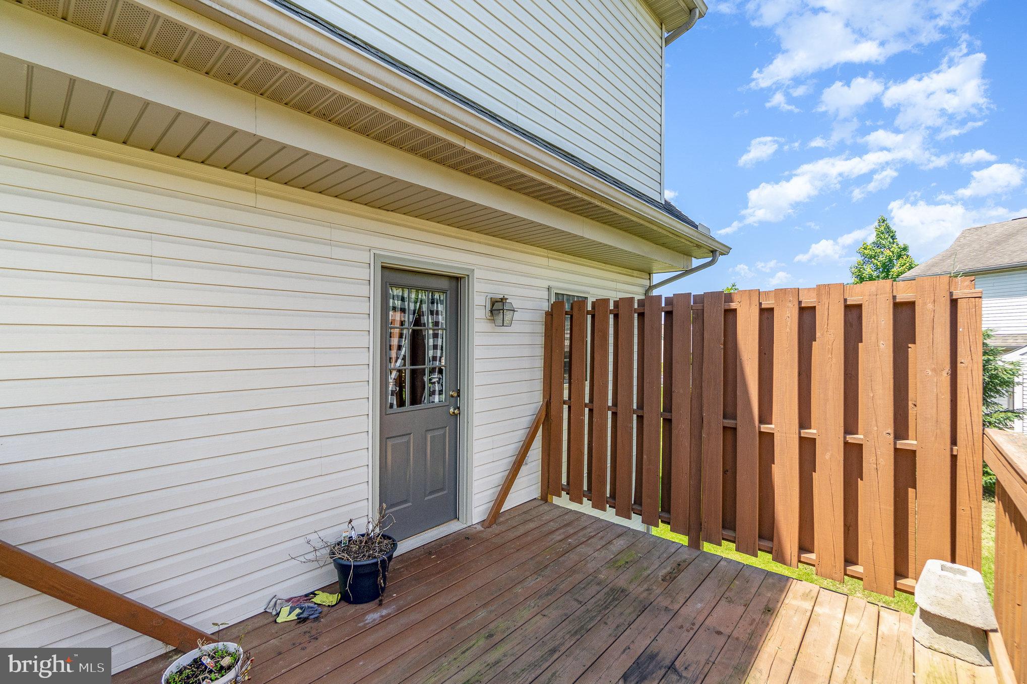 301 SADDLE RIDGE COURT