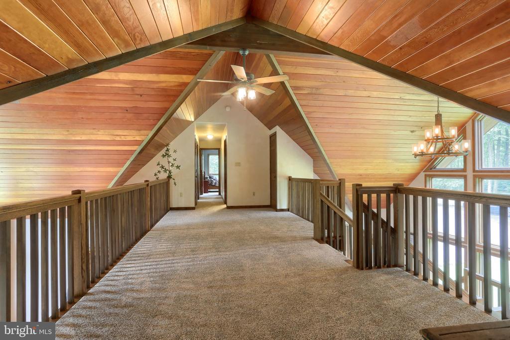 5056 RIDGE ROAD