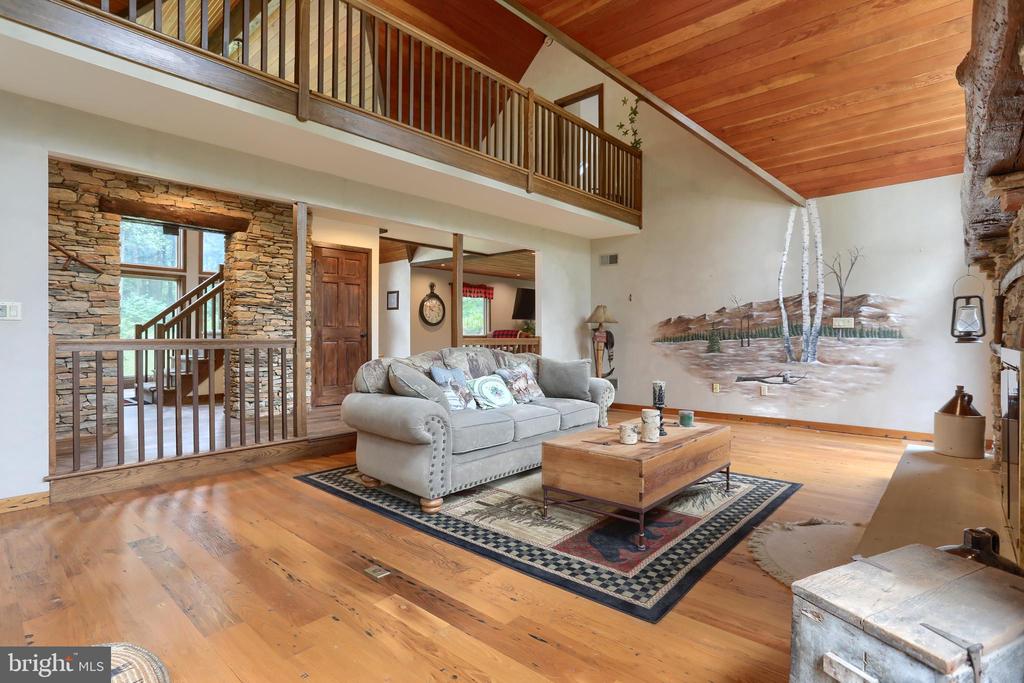 5056 RIDGE ROAD