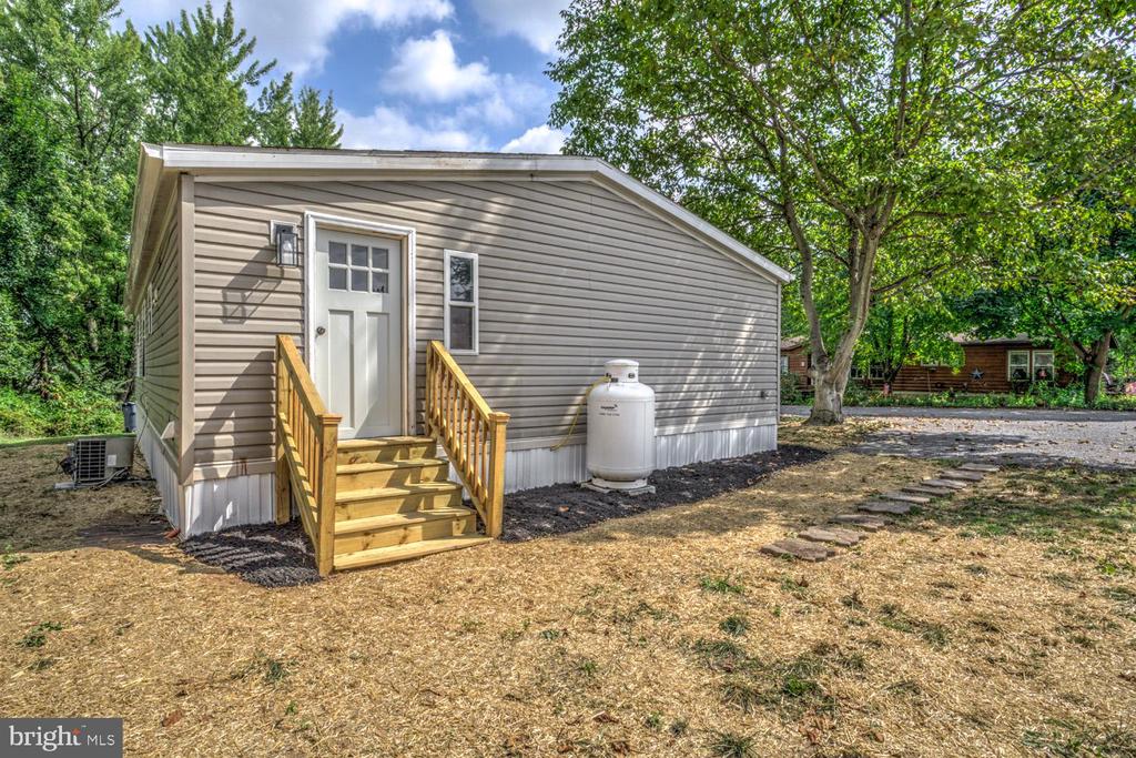 146 MCKINNEY LANE