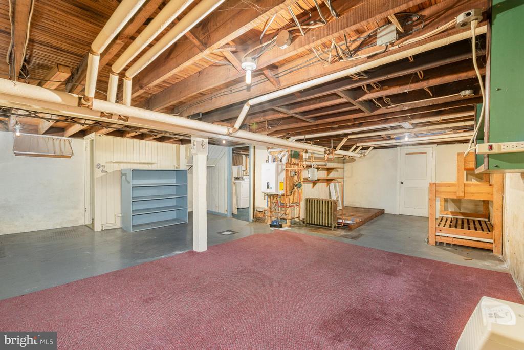533 W HIGH STREET