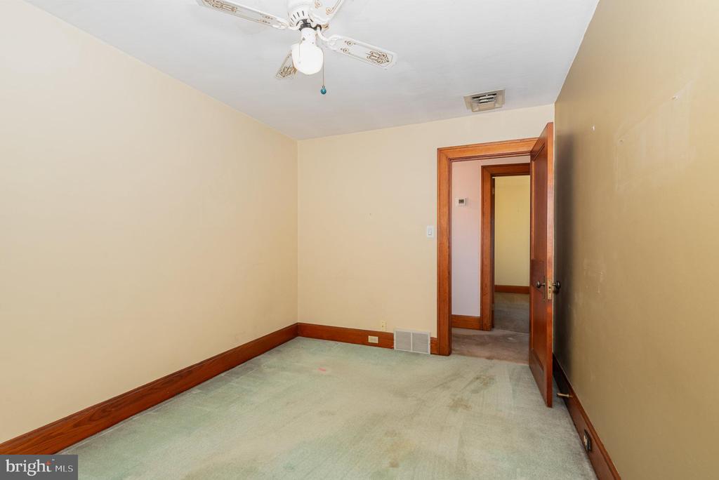 533 W HIGH STREET