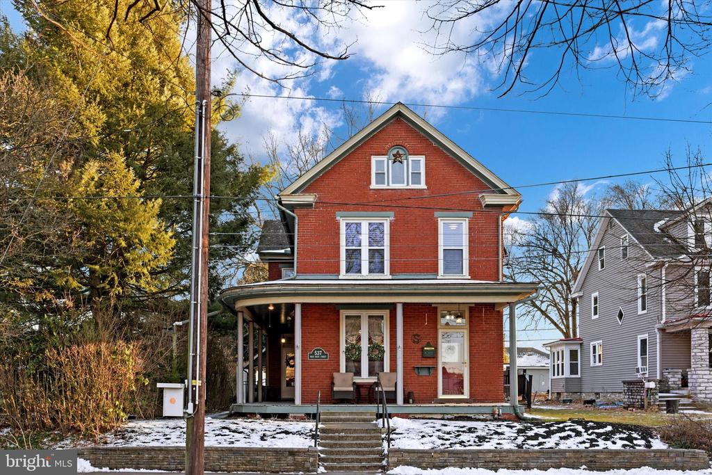 537 W MAIN STREET