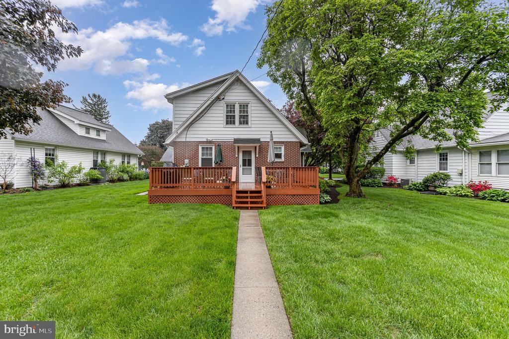29 MAPLE AVENUE