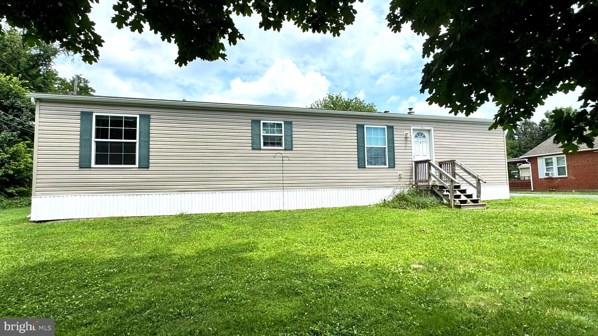 110 MCKINNEY LANE