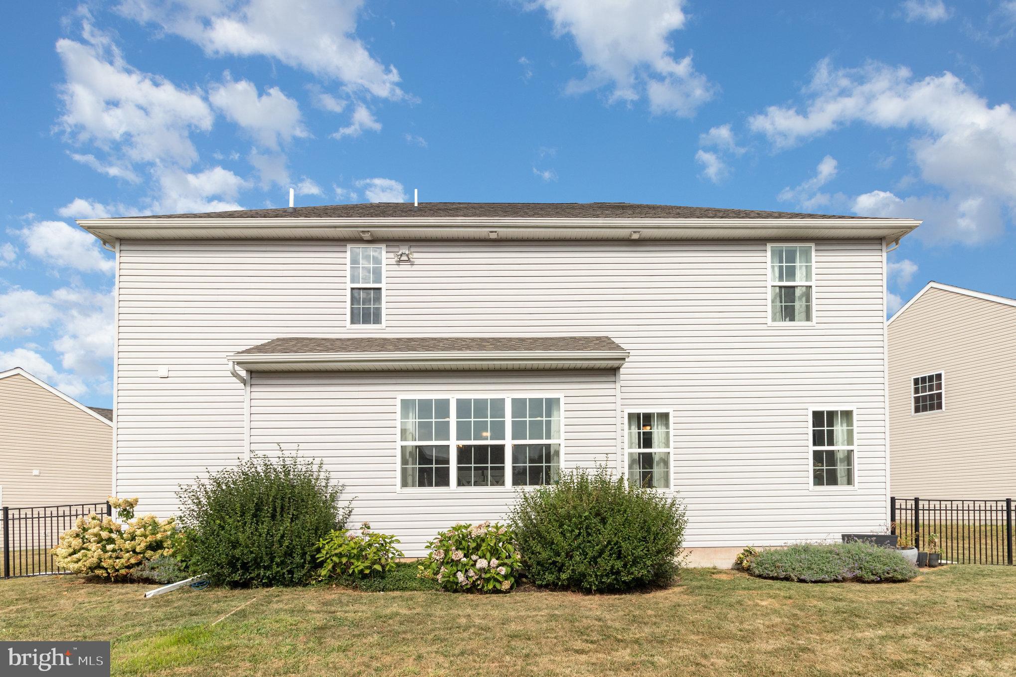 1808 CAMEO COURT