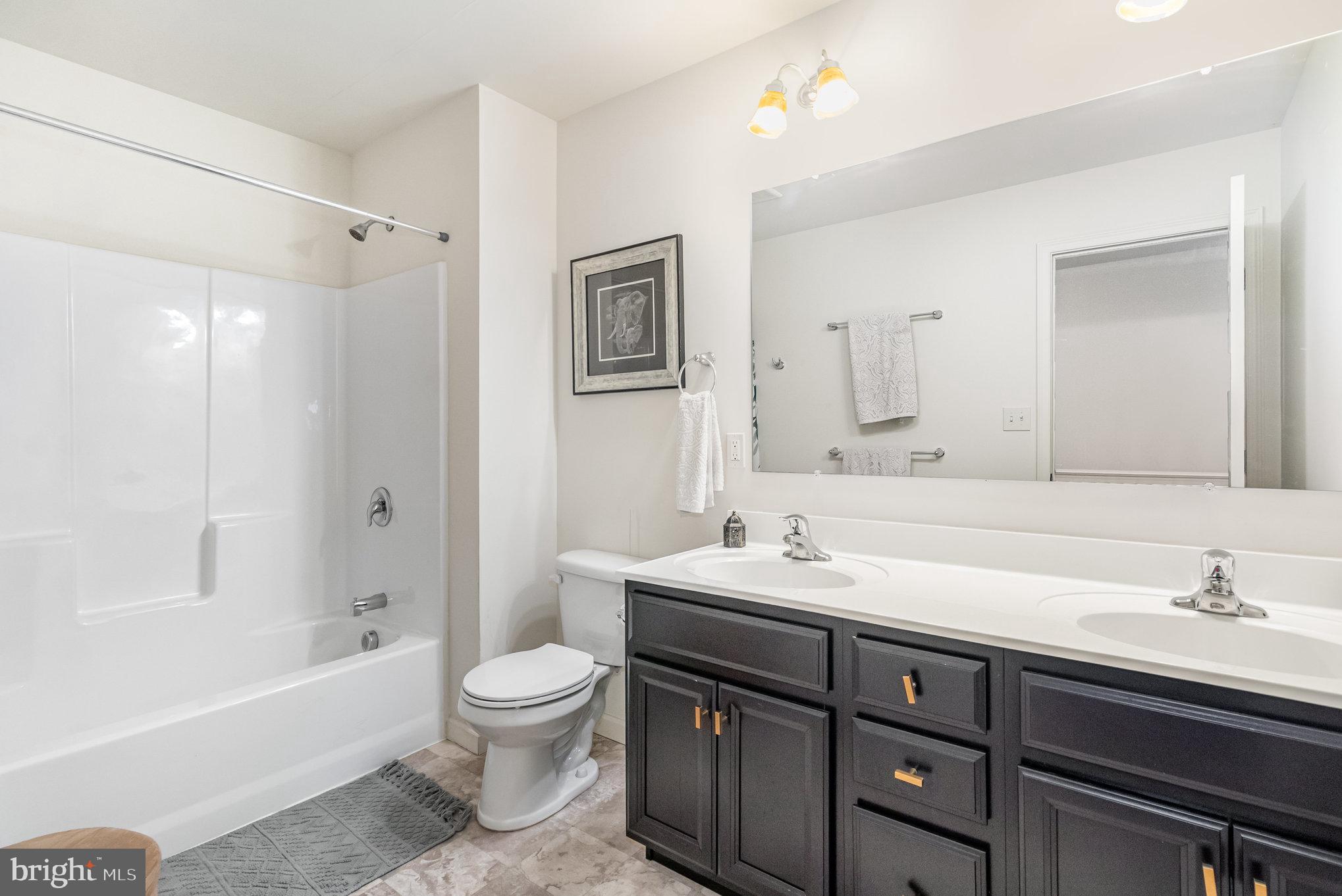 1808 CAMEO COURT