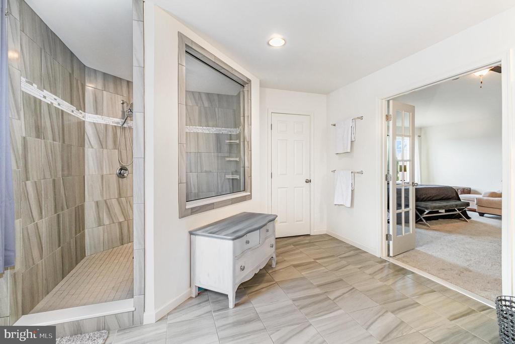 1808 CAMEO COURT