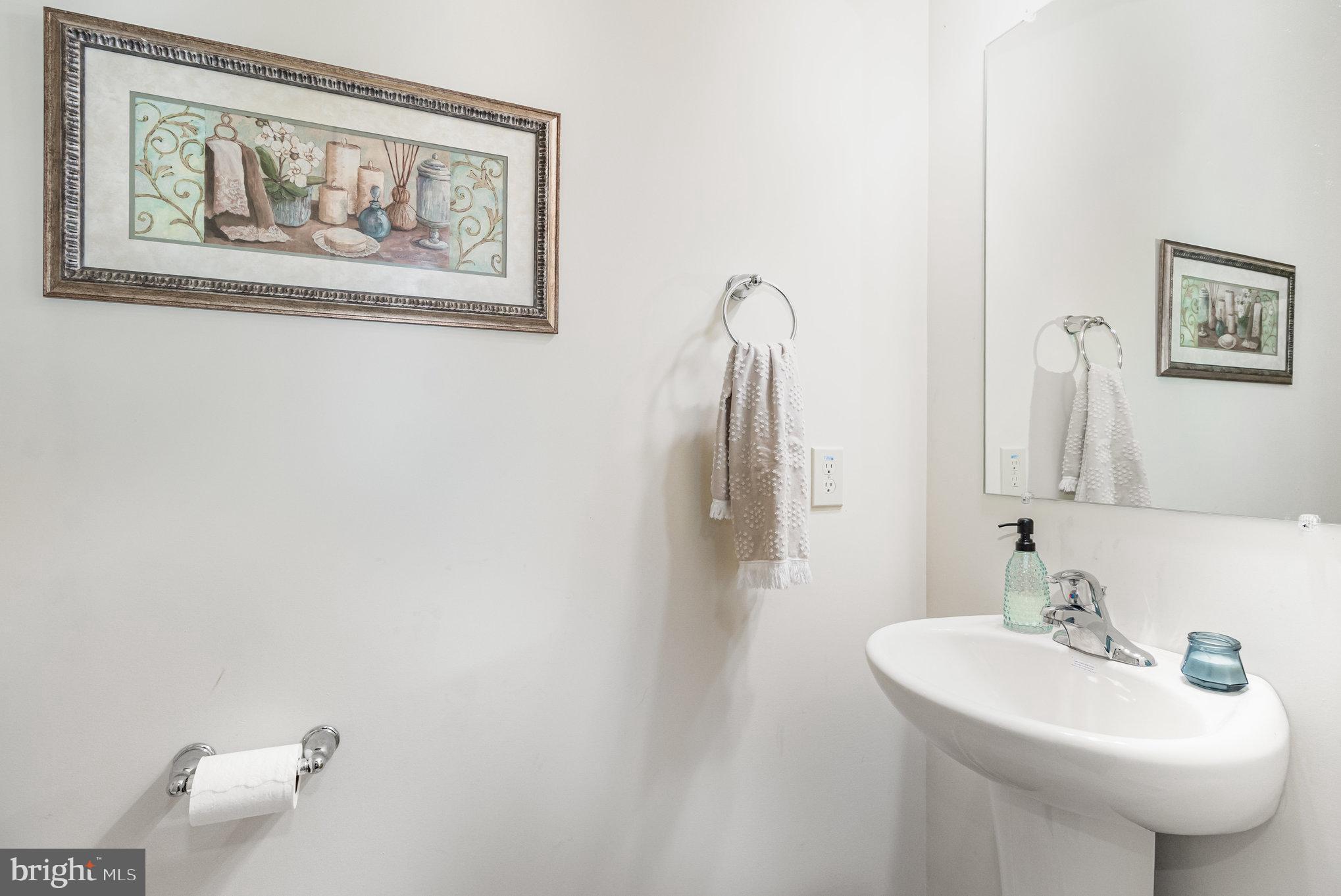 1808 CAMEO COURT