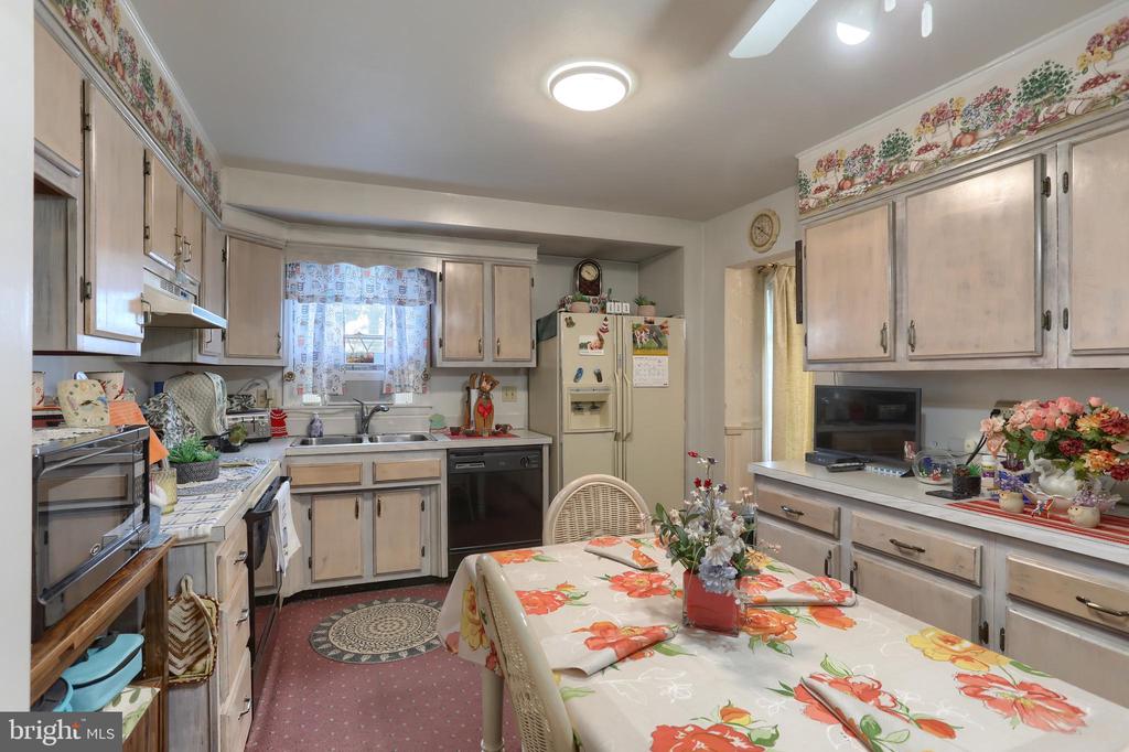 81 LOCUST AVENUE