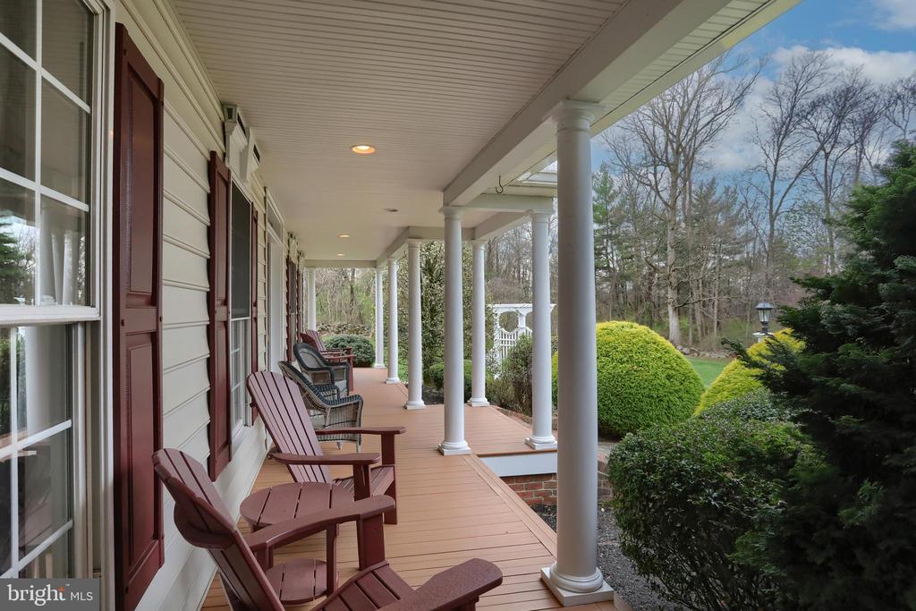 6516 SCHOOLHOUSE ROAD