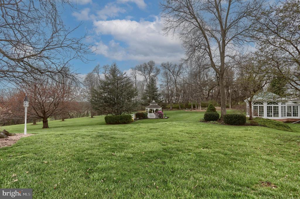 6516 SCHOOLHOUSE ROAD