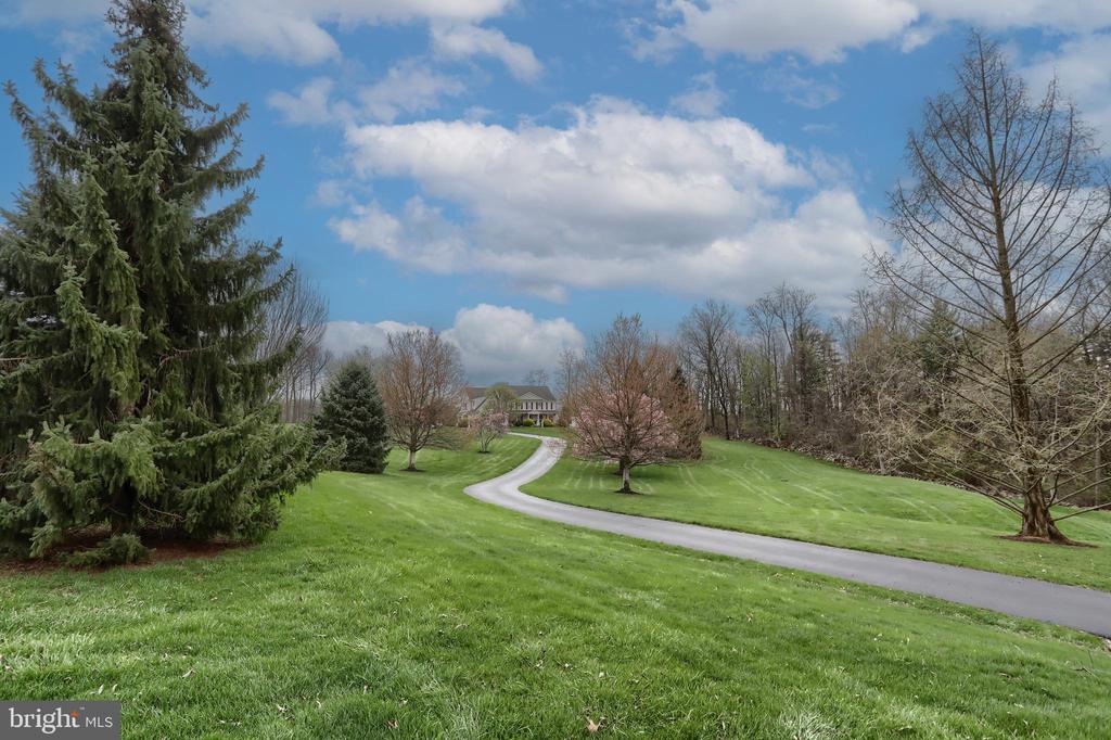 6516 SCHOOLHOUSE ROAD