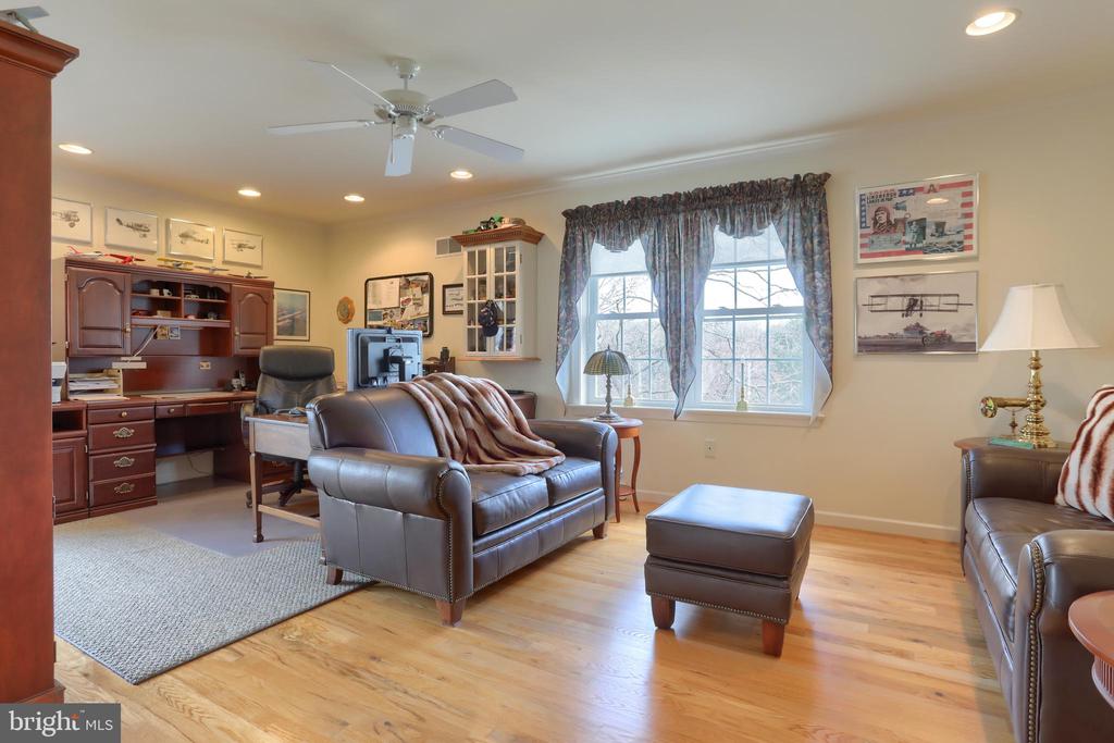 6516 SCHOOLHOUSE ROAD