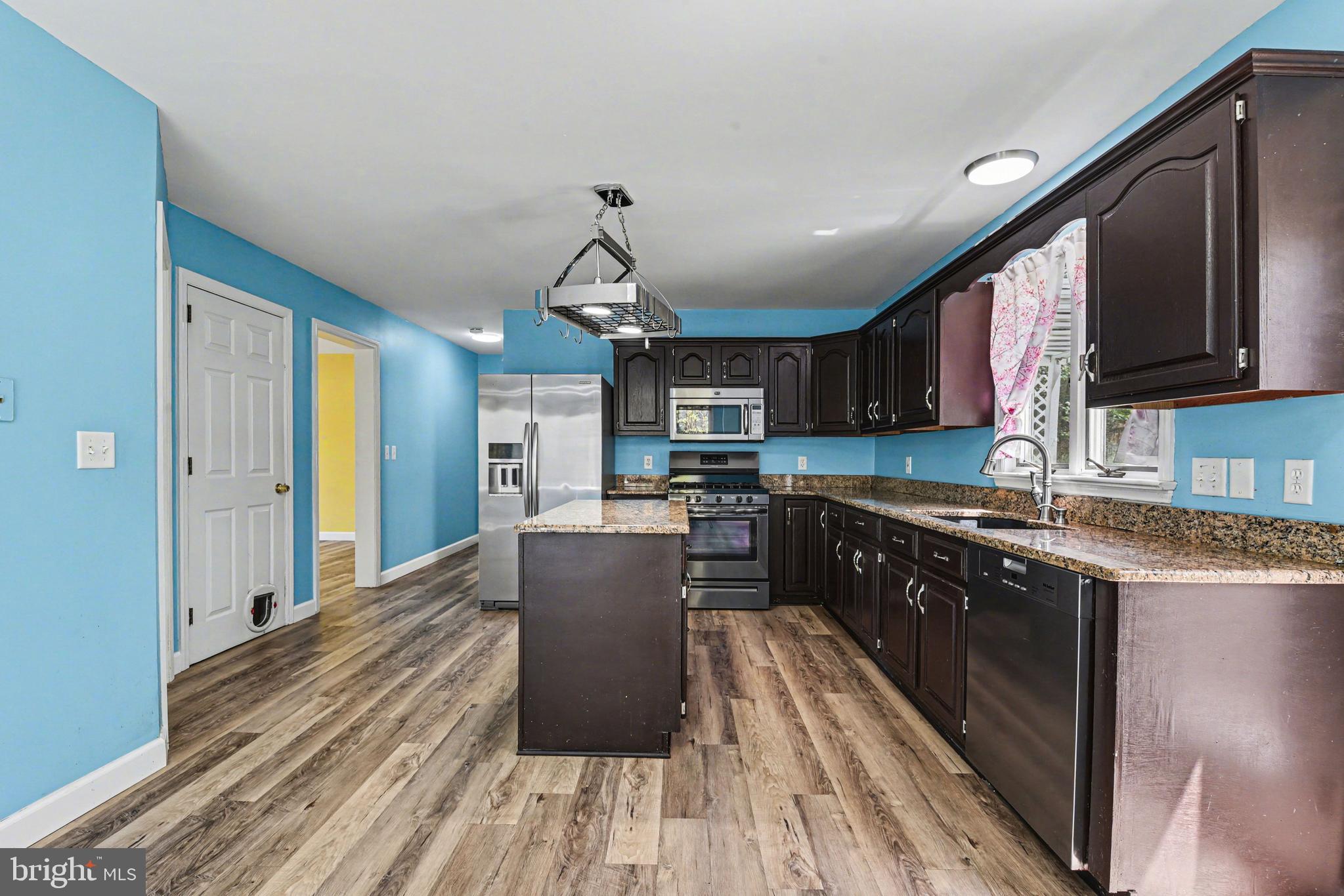 1242 JILL DRIVE