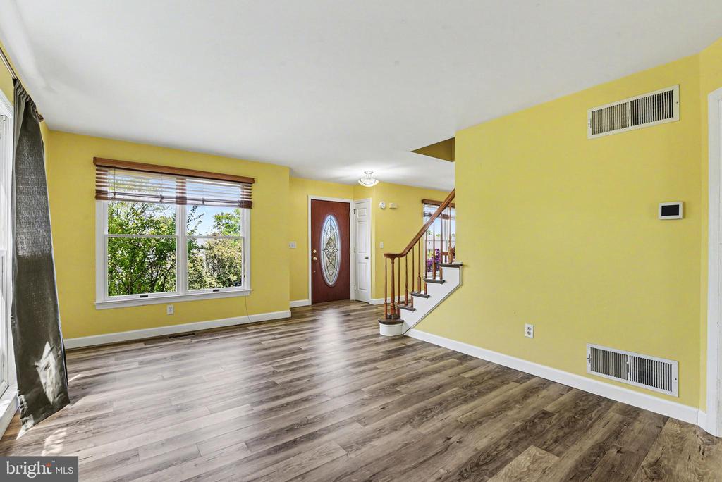 1242 JILL DRIVE