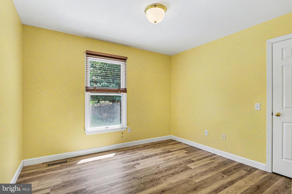 1242 JILL DRIVE