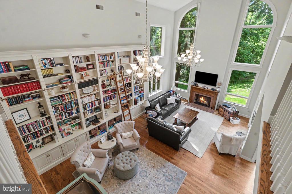 20 WHITE PINE DRIVE