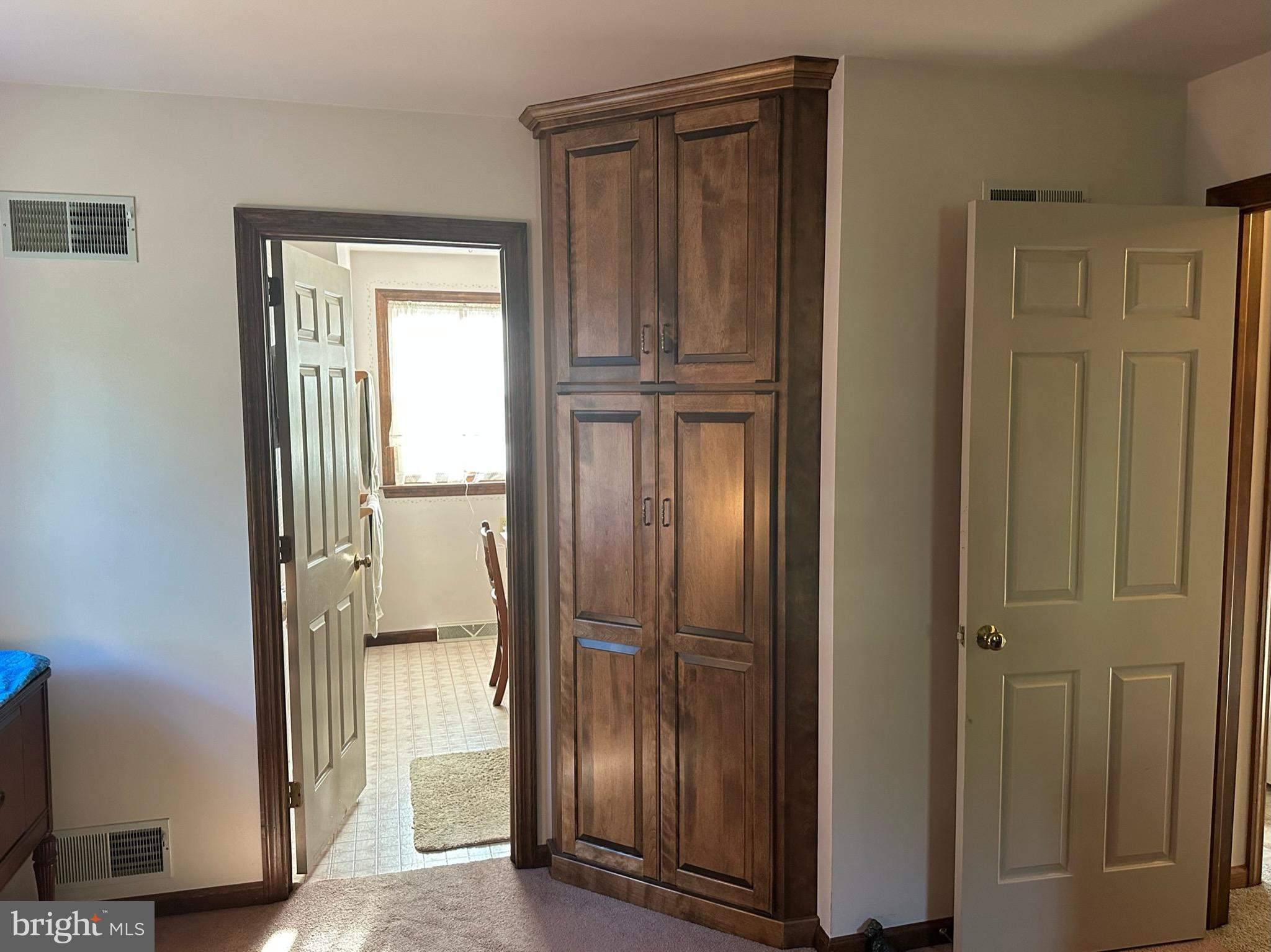 425 SUNRISE BOULEVARD