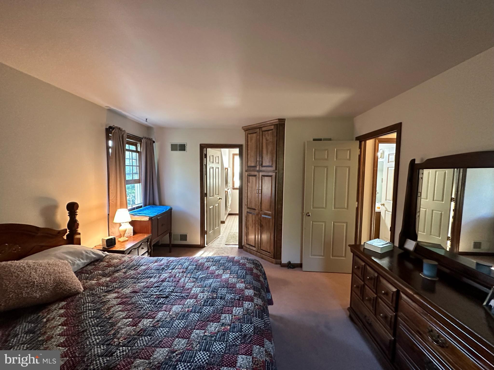 425 SUNRISE BOULEVARD