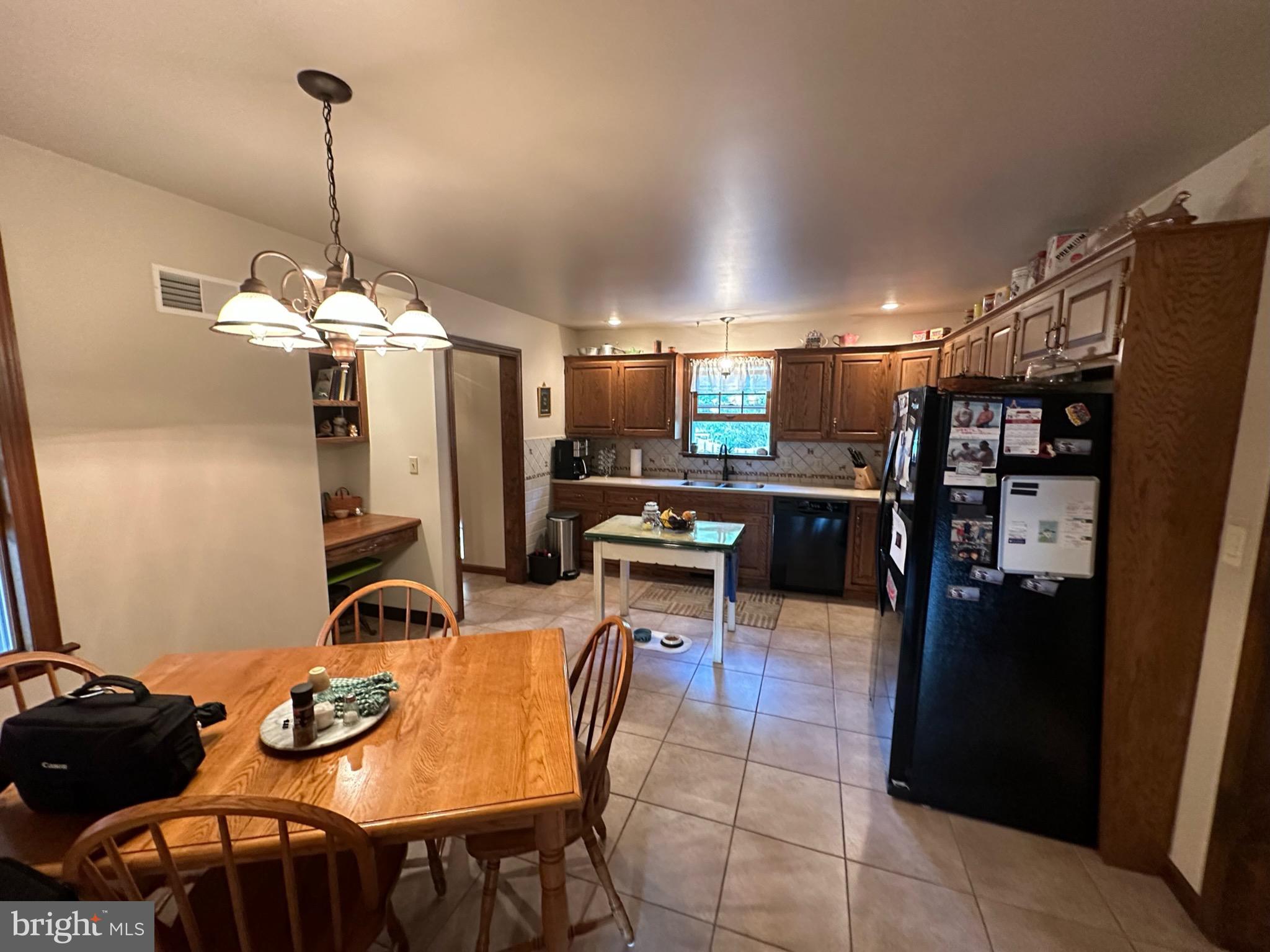 425 SUNRISE BOULEVARD