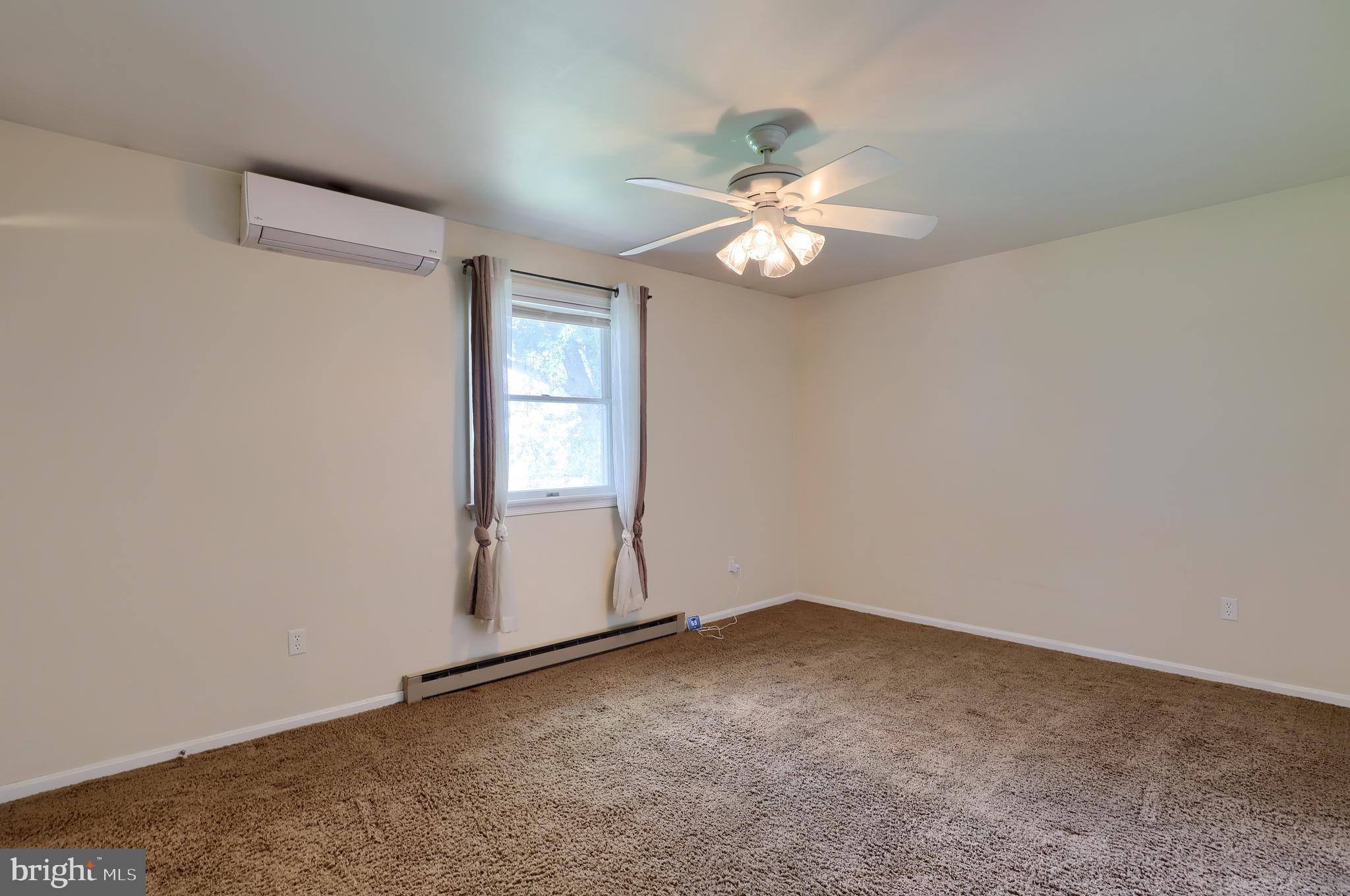 8208 ELIZABETHTOWN RD