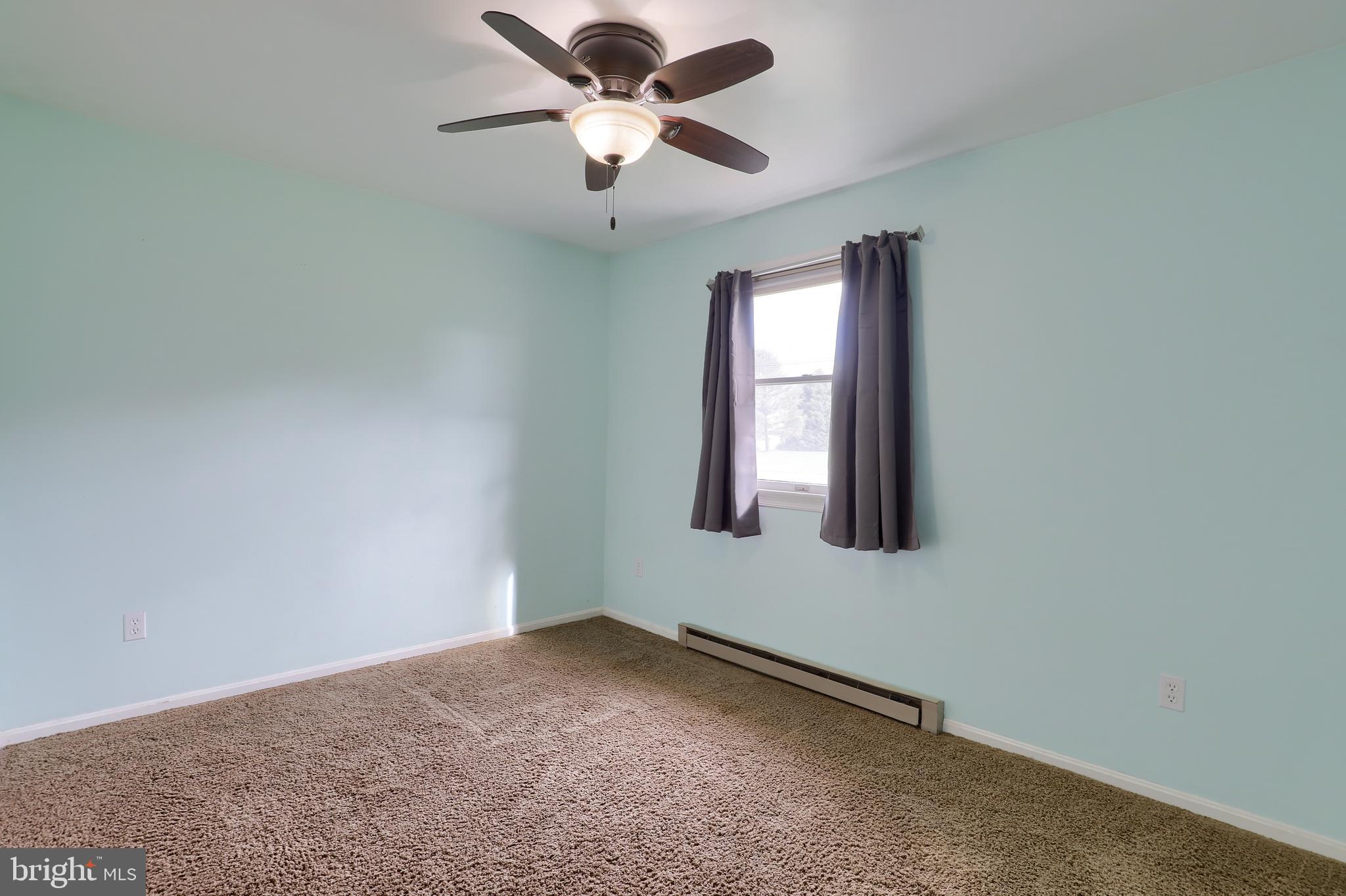 8208 ELIZABETHTOWN RD