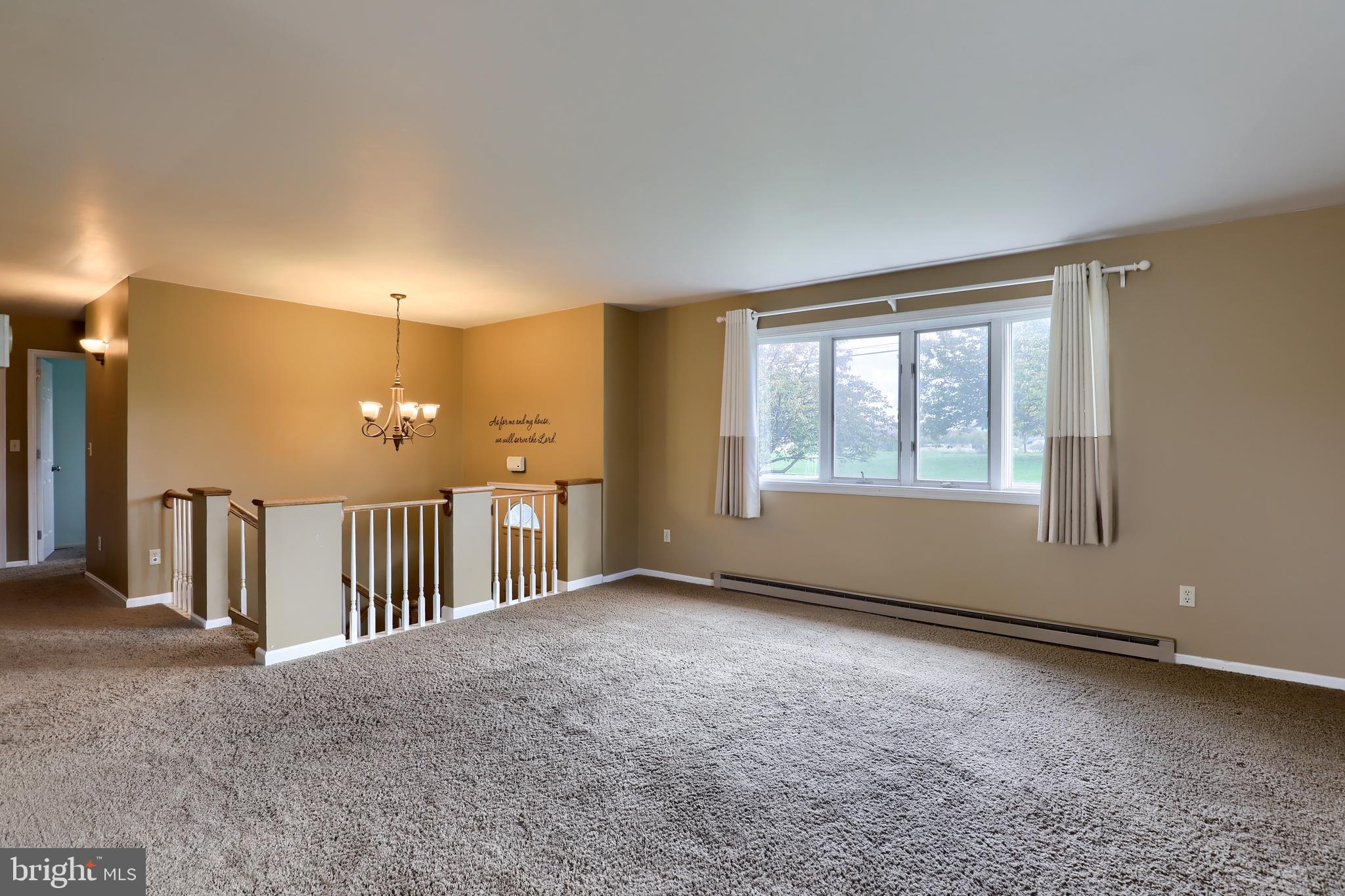 8208 ELIZABETHTOWN RD