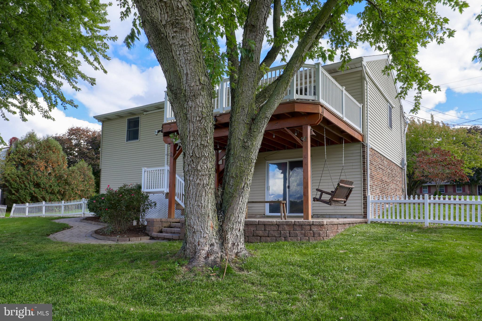 8208 ELIZABETHTOWN RD