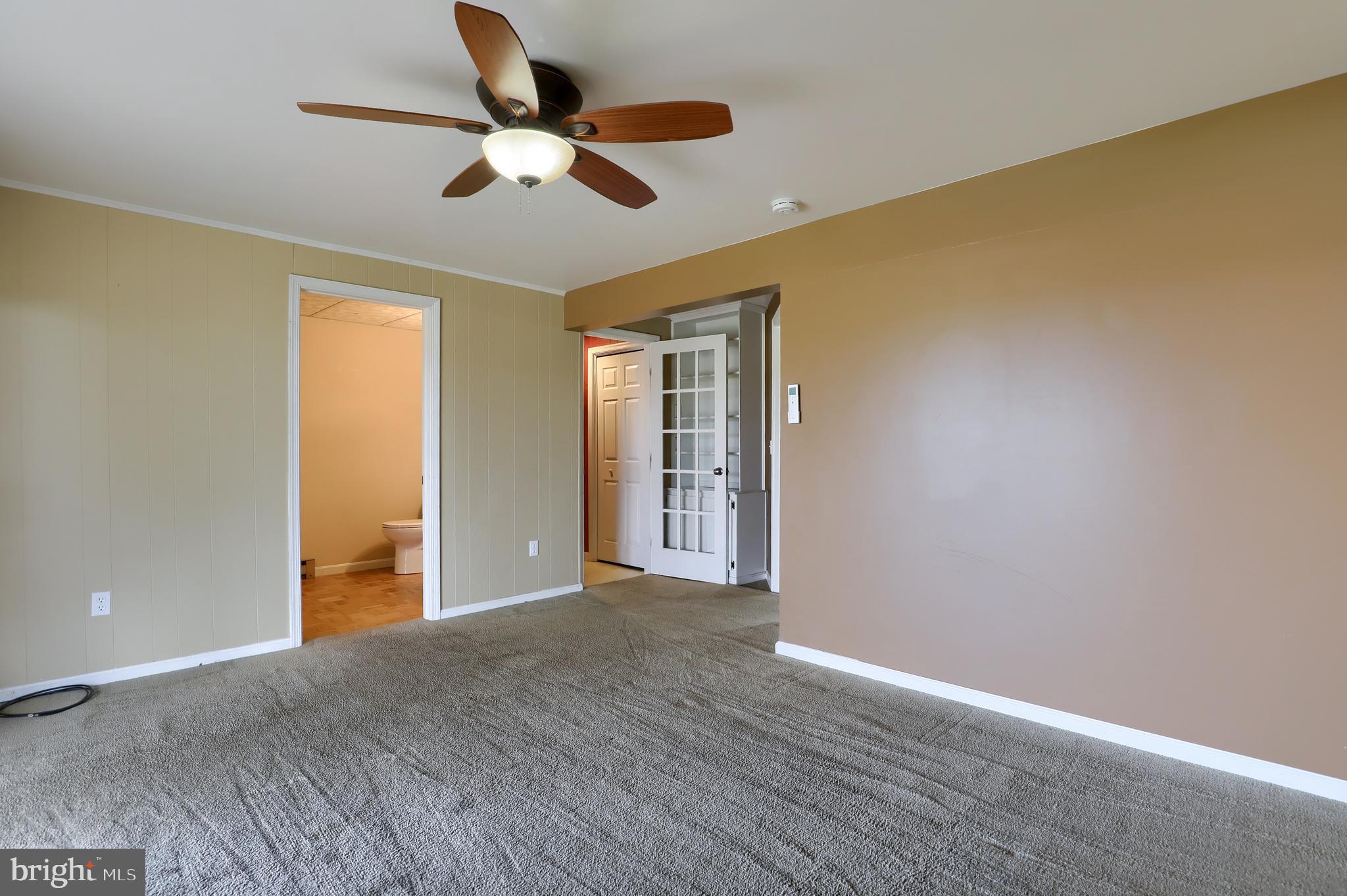 8208 ELIZABETHTOWN RD