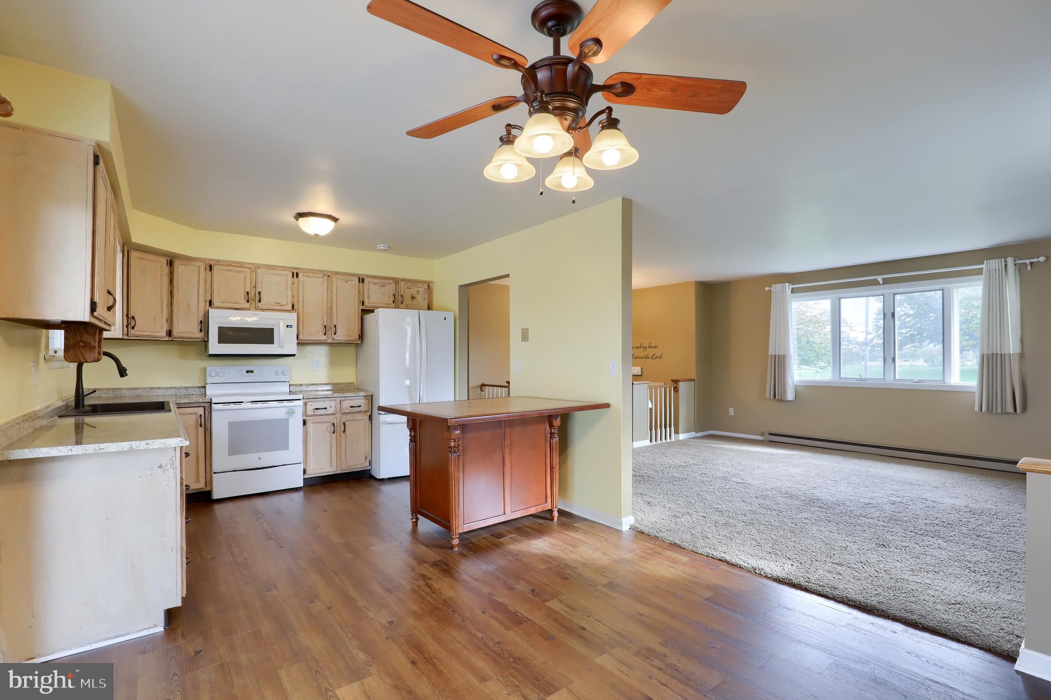 8208 ELIZABETHTOWN RD