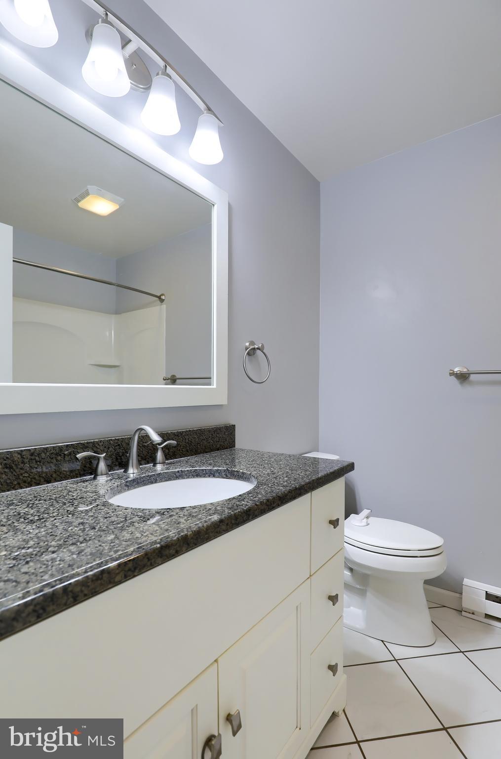 8208 ELIZABETHTOWN RD