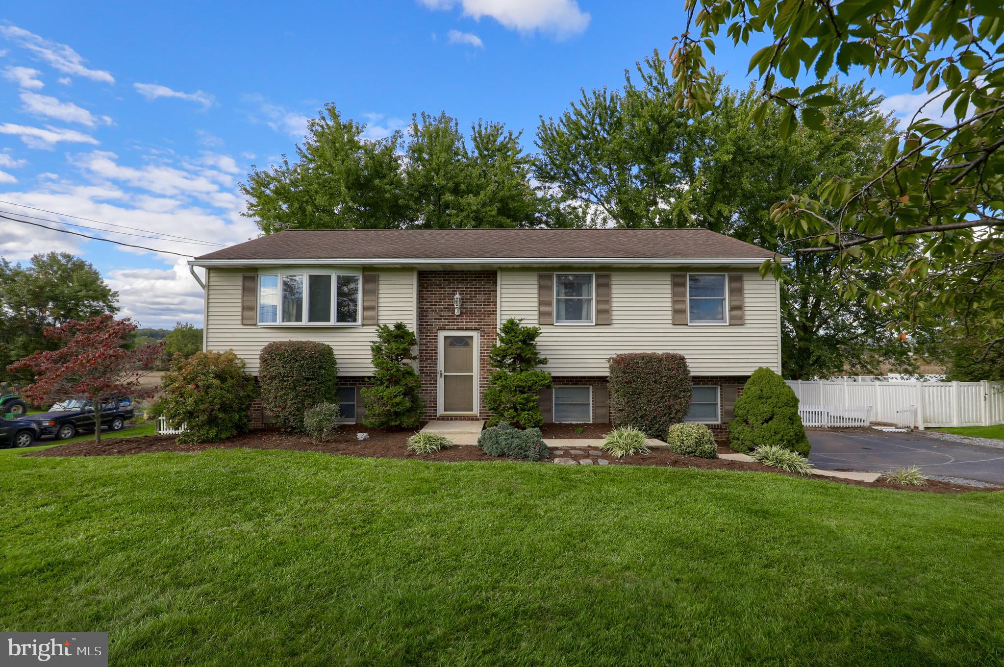 8208 ELIZABETHTOWN RD