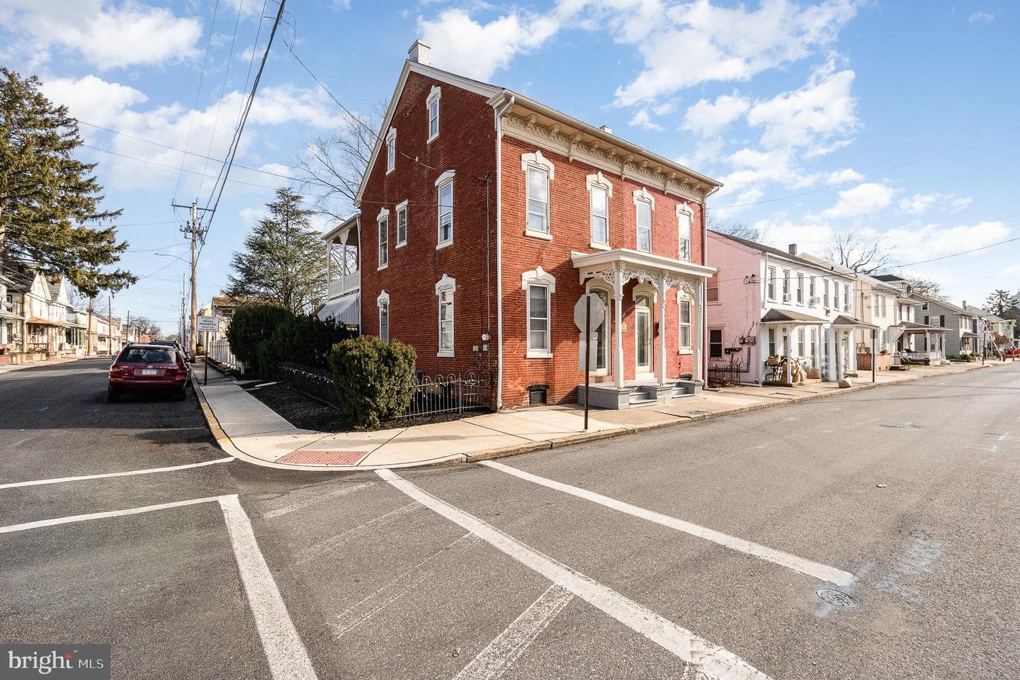 79 - 81 N Charlotte St