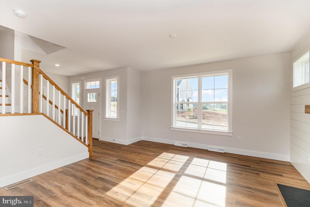 103 SPARROW LANE