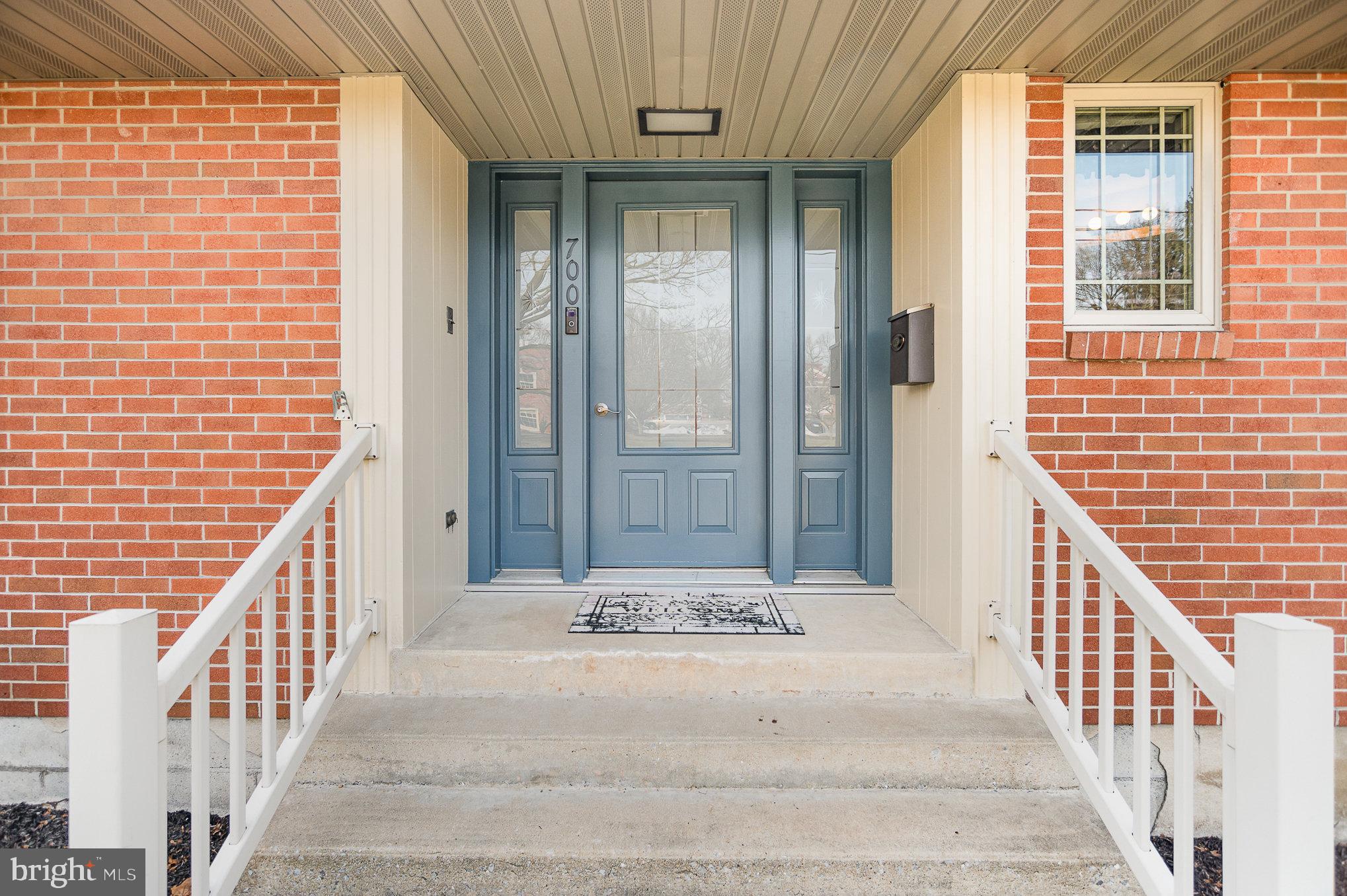 700 S MOUNT JOY STREET