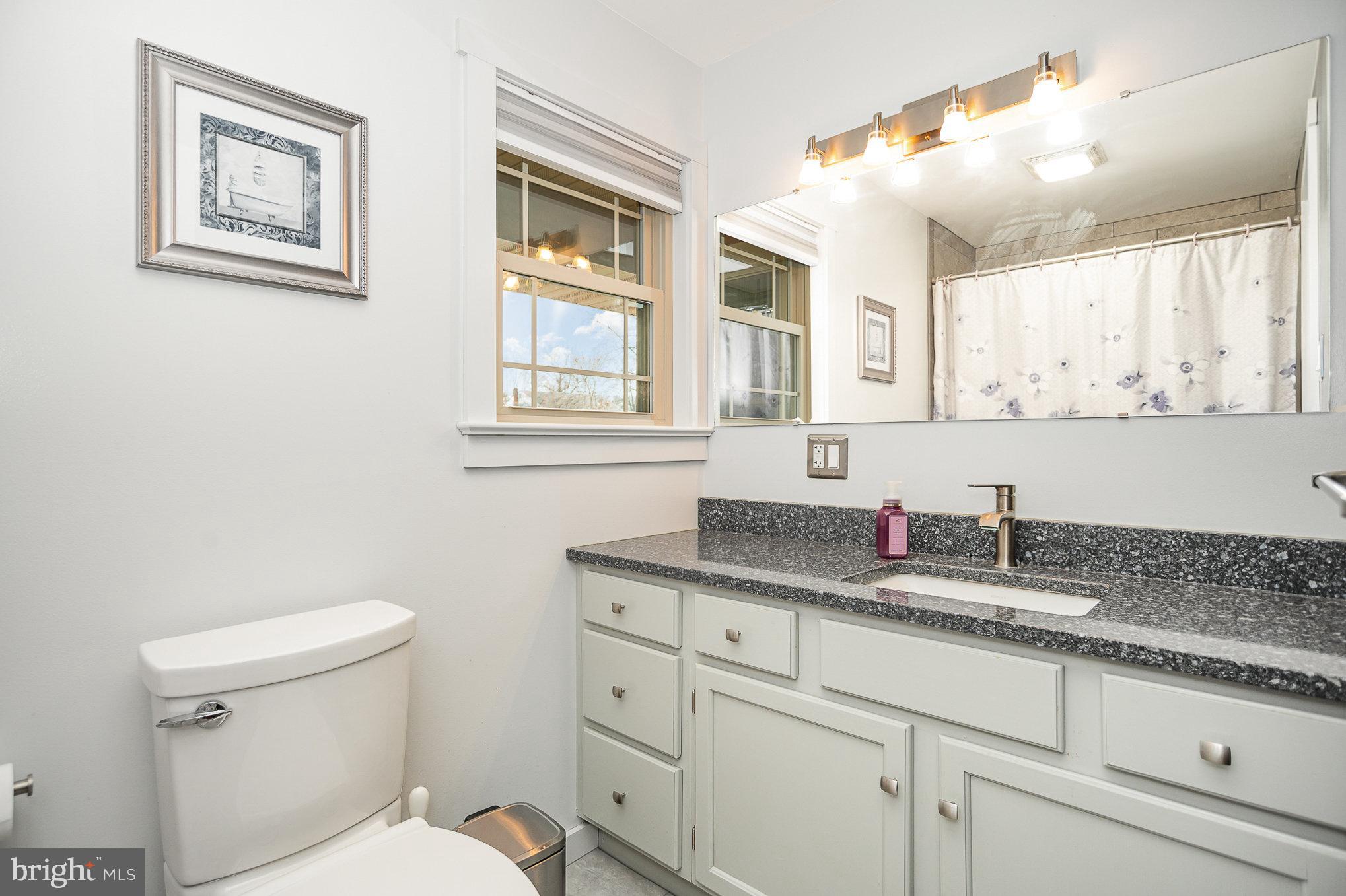 700 S MOUNT JOY STREET