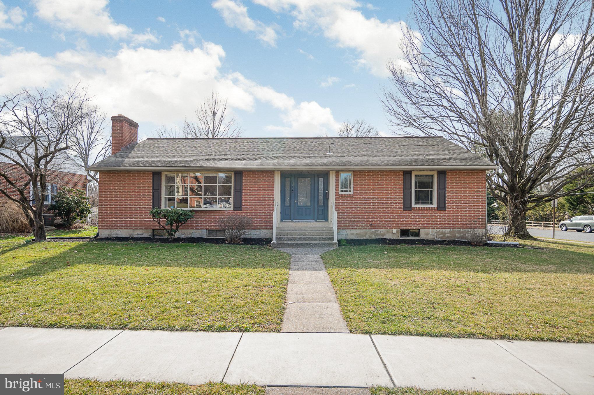 700 S MOUNT JOY STREET