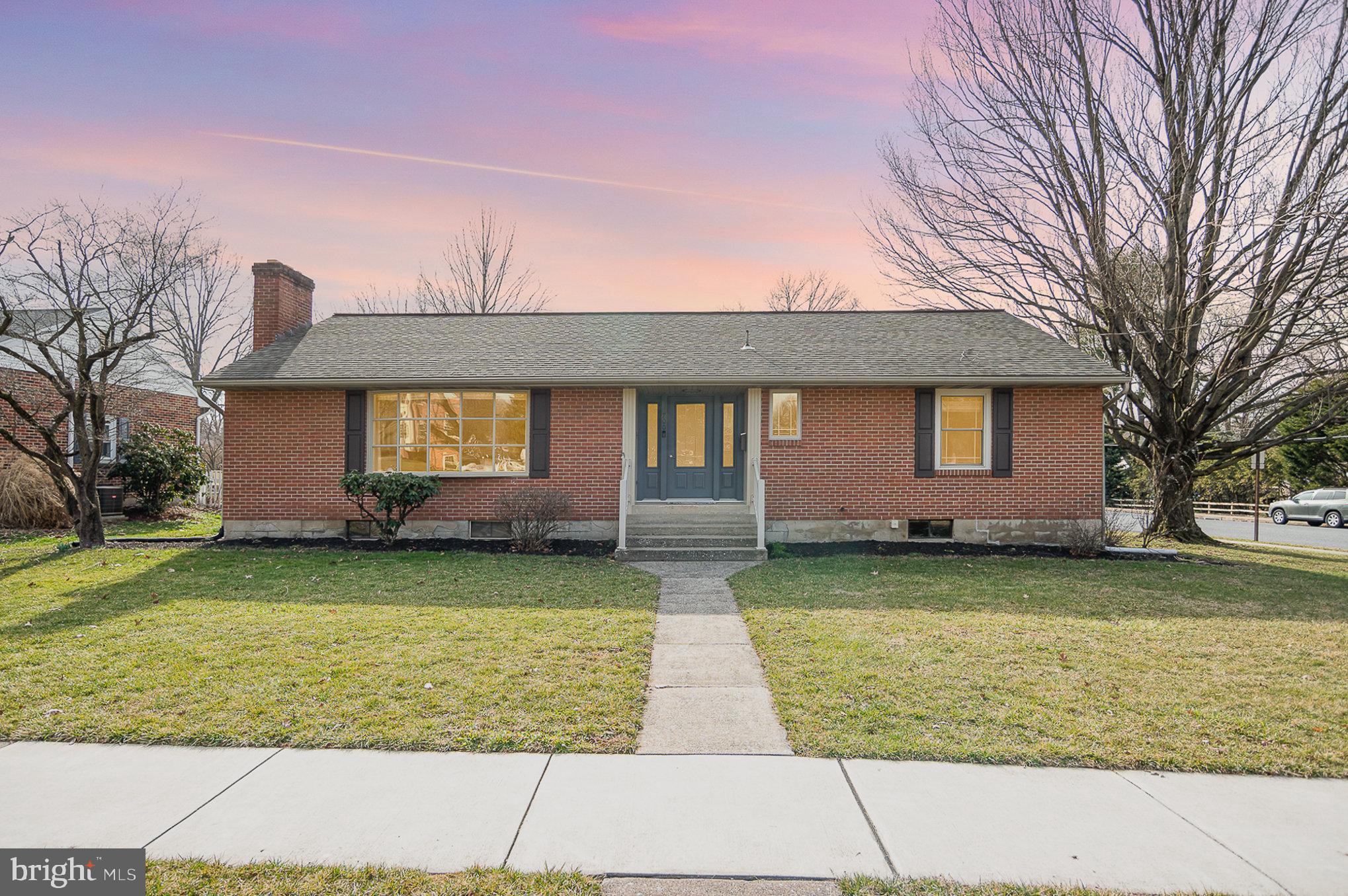 700 S MOUNT JOY STREET