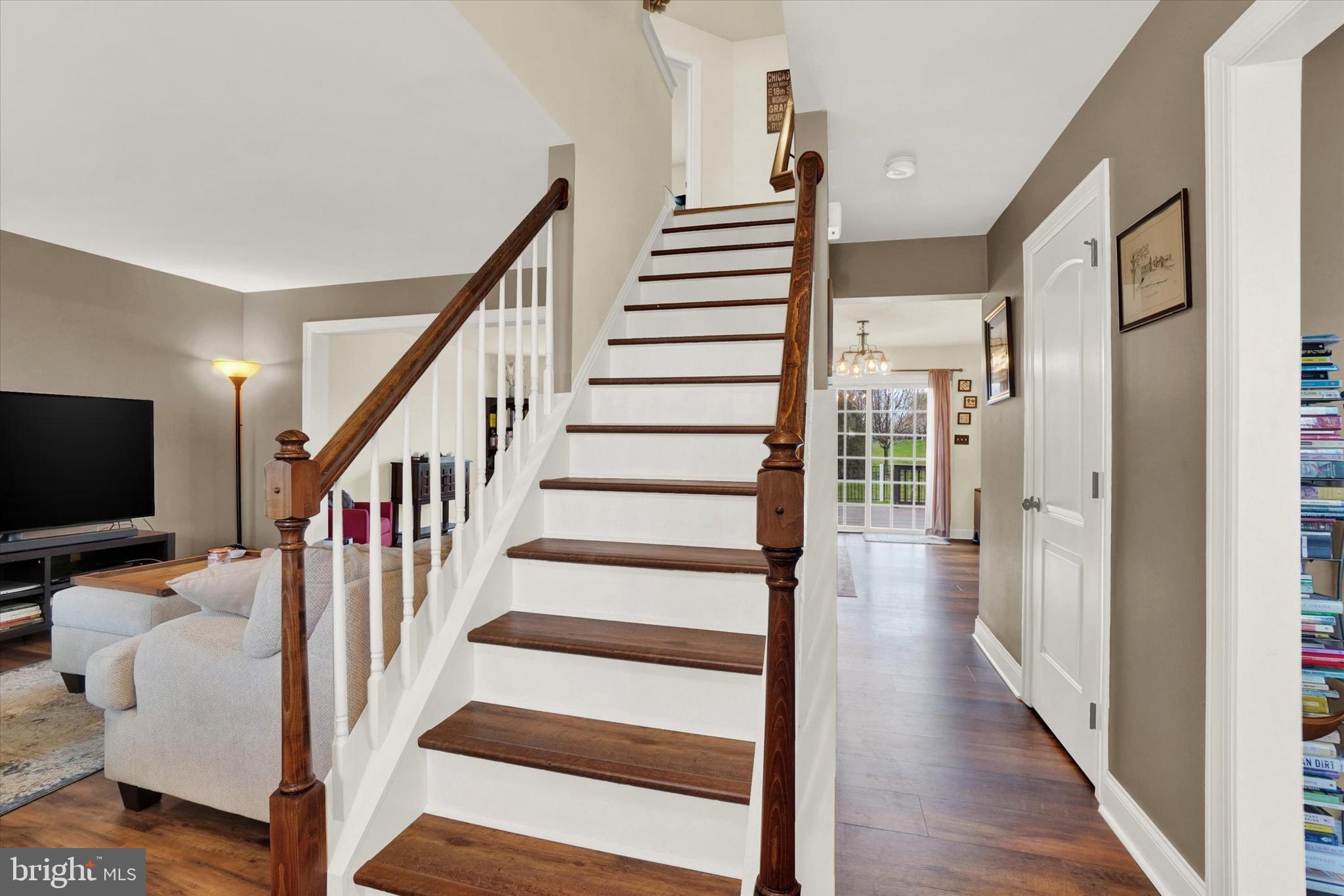 718 ARBOR ROSE AVENUE